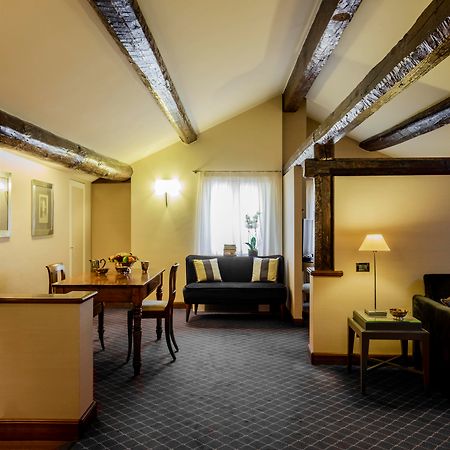 Hotel Accademia Verona Bagian luar foto