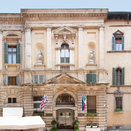 Hotel Accademia Verona Bagian luar foto
