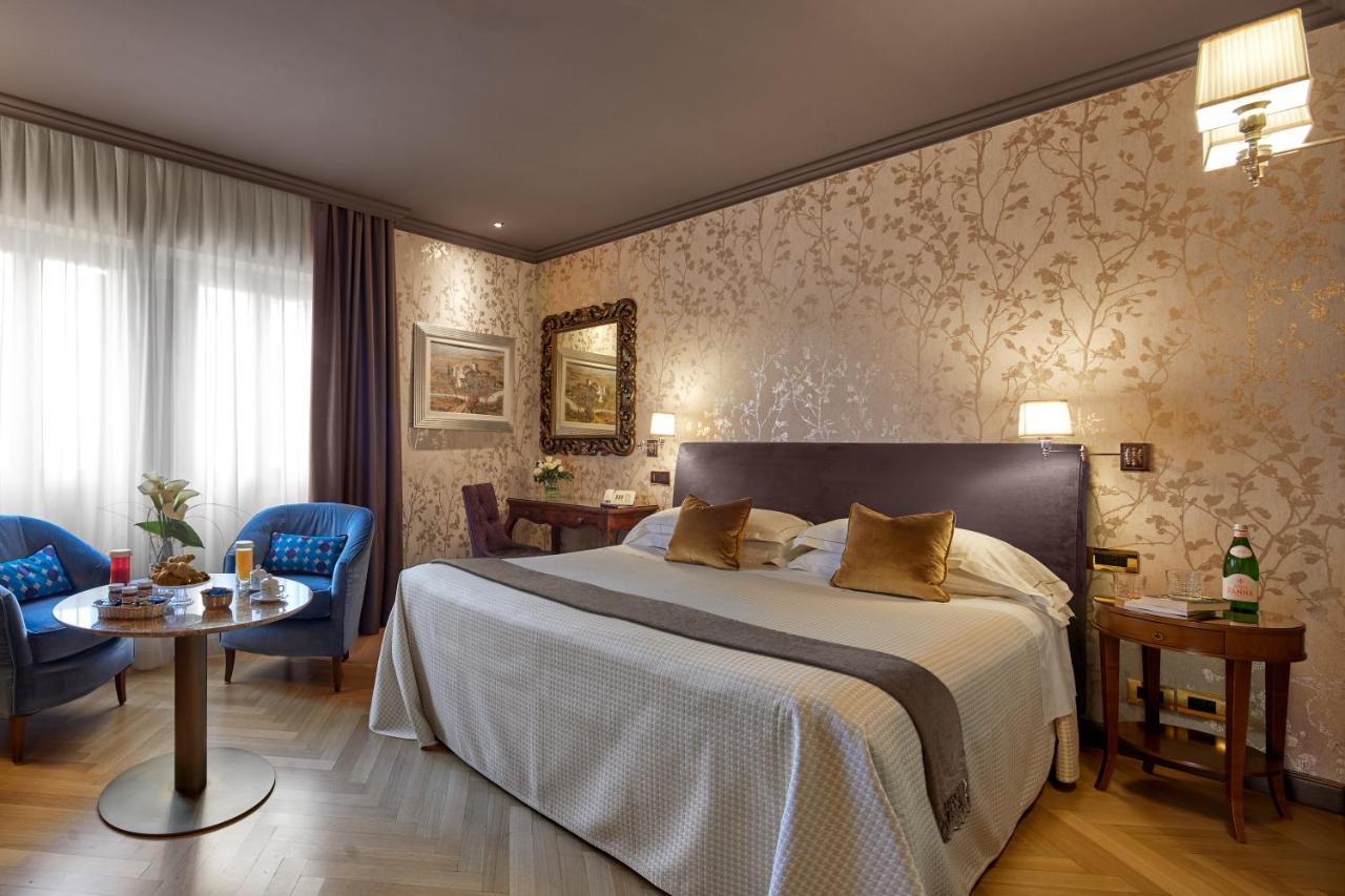 Hotel Accademia Verona Bagian luar foto