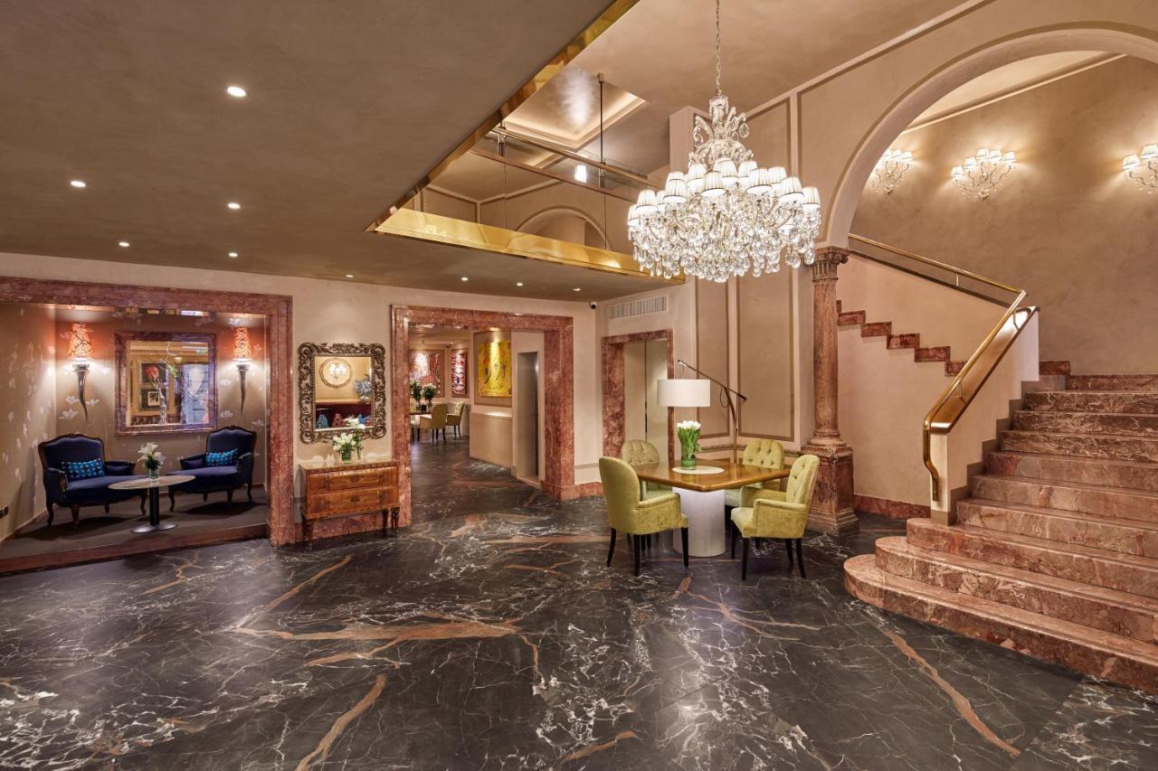 Hotel Accademia Verona Bagian luar foto