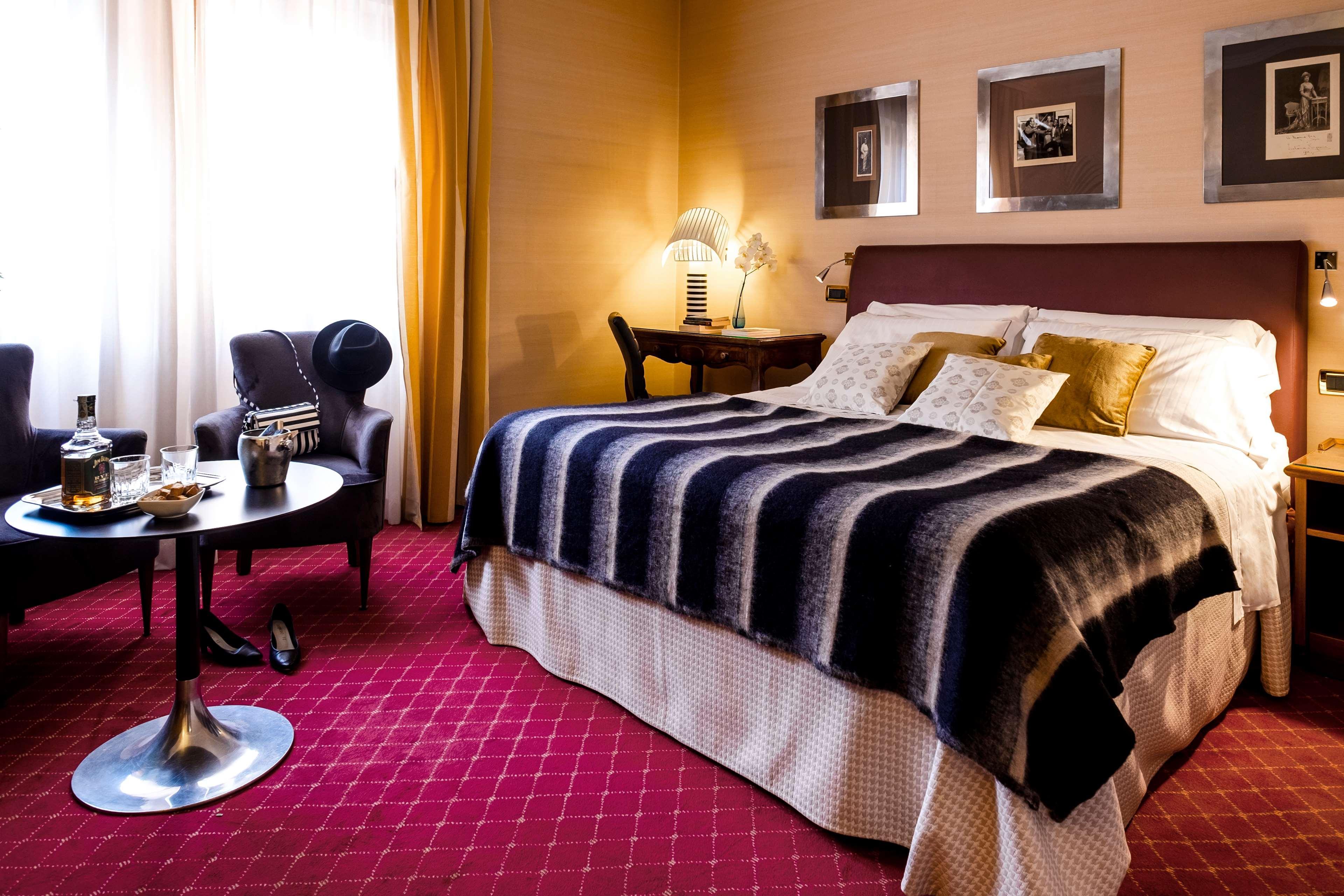 Hotel Accademia Verona Bagian luar foto