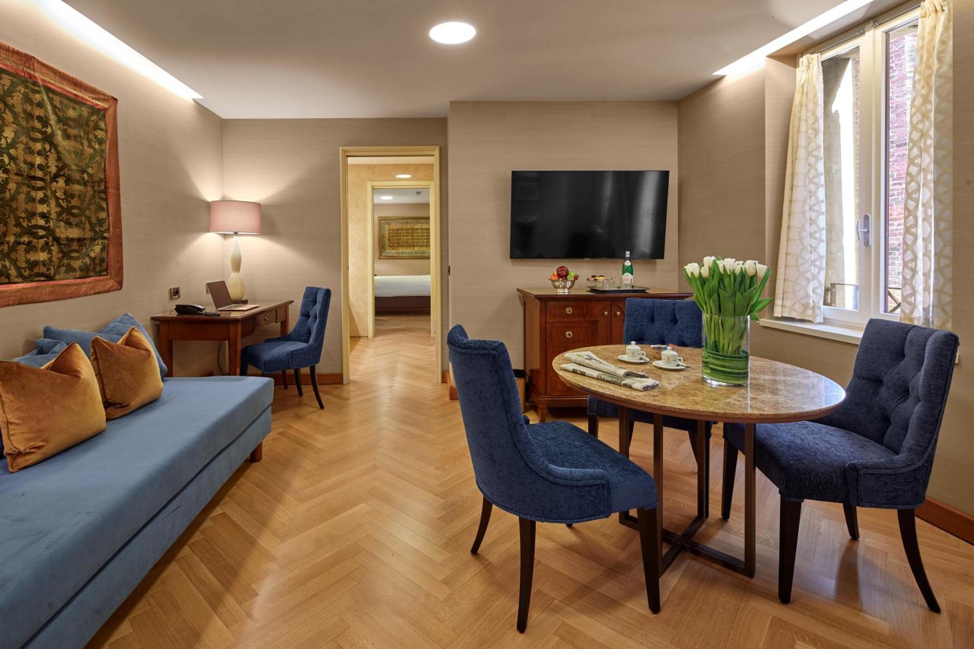Hotel Accademia Verona Bagian luar foto