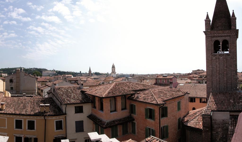 Hotel Accademia Verona Bagian luar foto